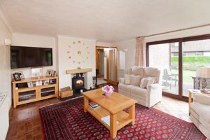 Sitting Room- click for photo gallery